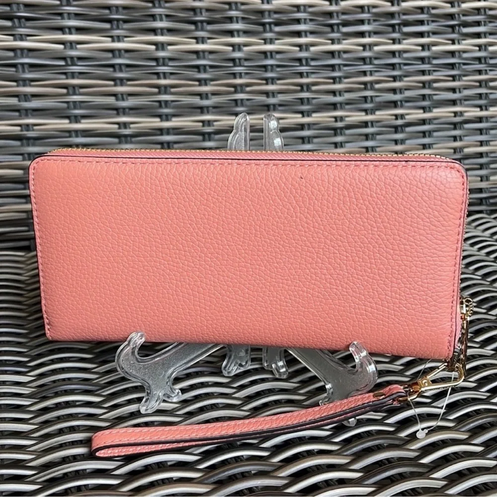 Michael Kors Jet Set Travel Large Travel CONTINENTAL  Sherbert